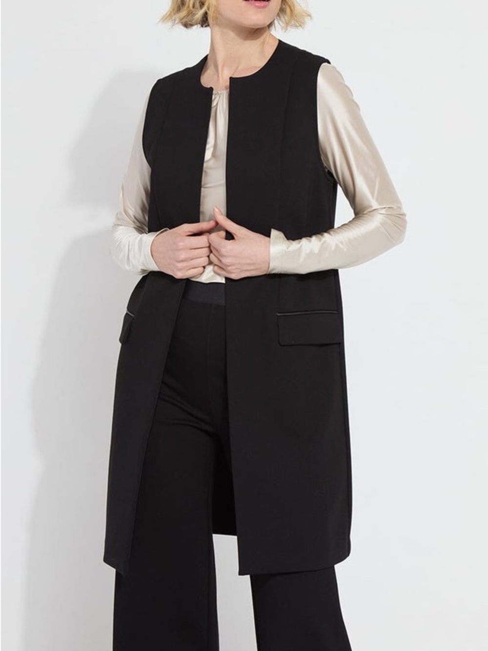 Contemporaine Simons Exclusive Black Sleeveless Structured Tunic Size 16
